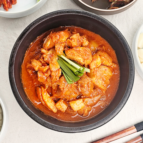짜글이 2종(김치 짜글이/순살닭 짜글이) 