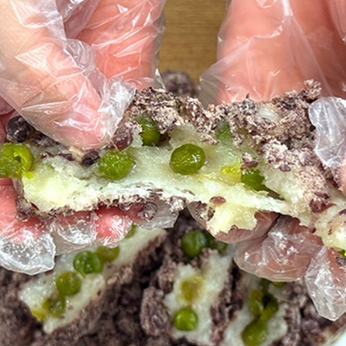 [광천떡] 30년 전통 홍성찹쌀 완두콩 통팥시루떡 1.5kg