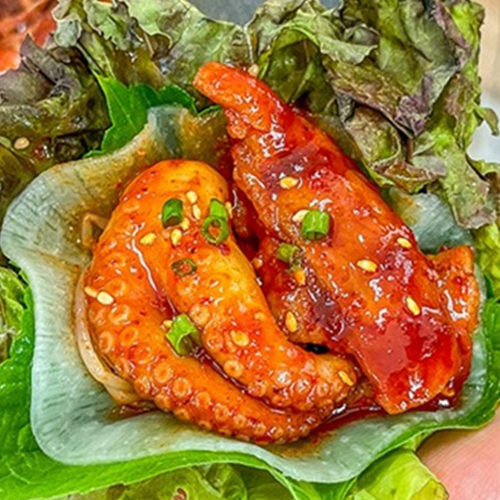 매콤 쭈꾸미 국내산 제주 흑돼지볶음 
