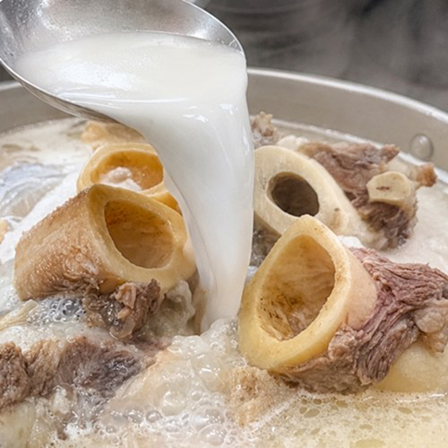한우 잡뼈/사골/우족 진한 보양식 2kg